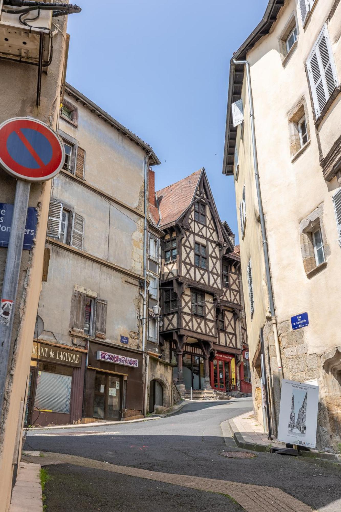 Le Grand Pirou # Lumineux # Halte Auvergne ทิแยร์ ภายนอก รูปภาพ